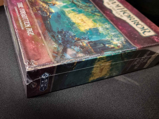 Arkham Horror The Card Game The Forgotten Age Campaign Expansion - damaged box