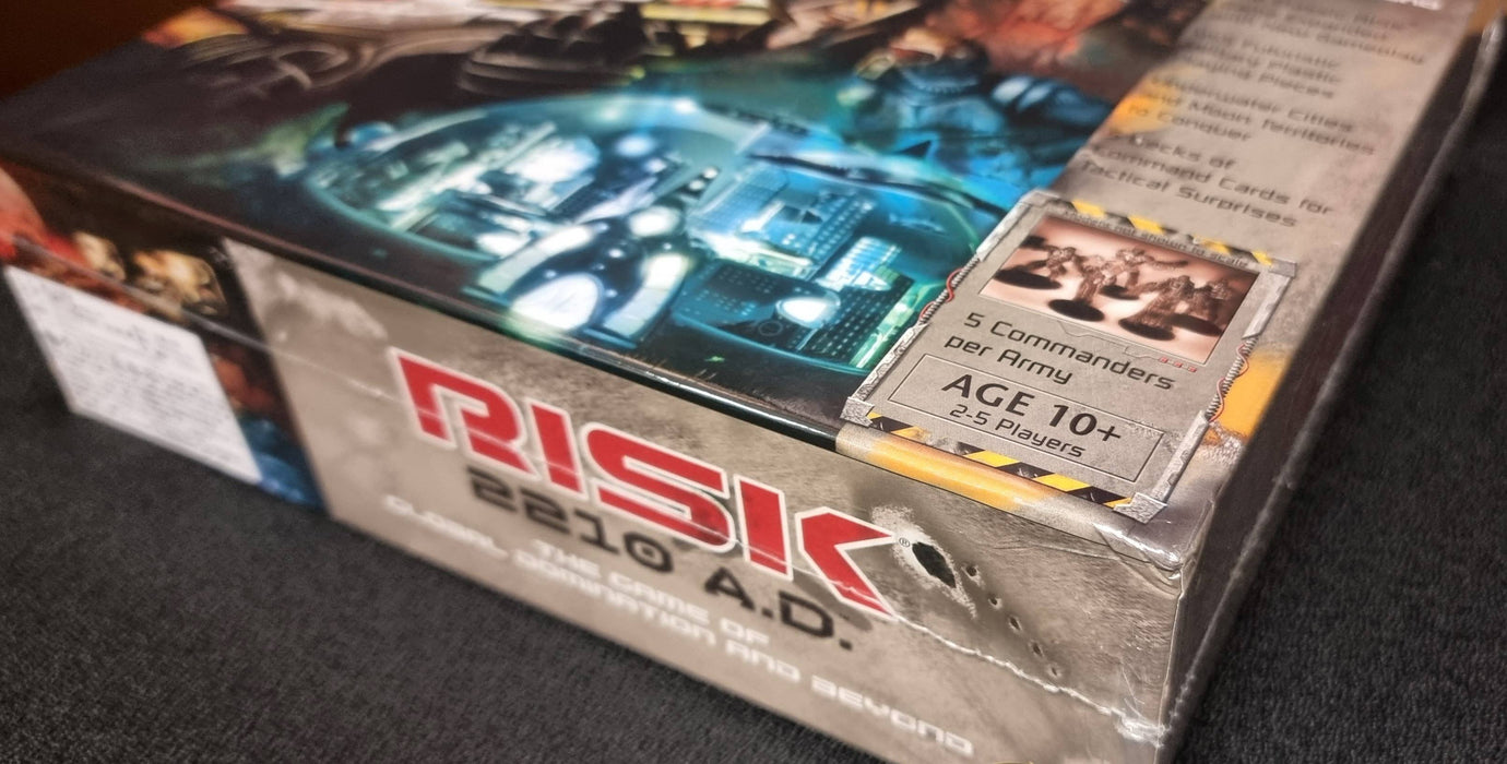 Risk 2210 A.D. - damaged box